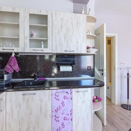 Ferienwohnung Ултра Виолет/Ultraviolet Burgas City Exterior foto