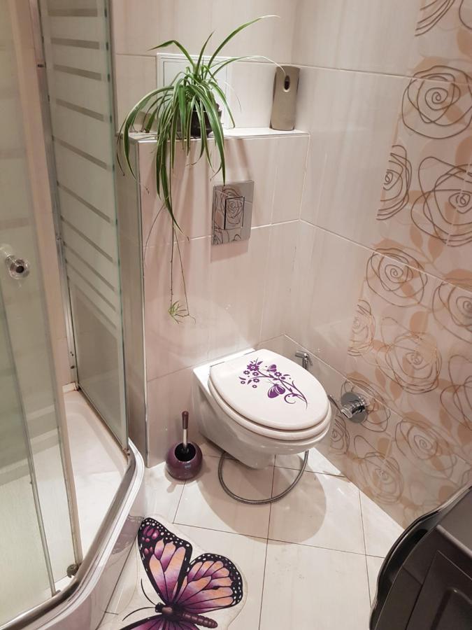Ferienwohnung Ултра Виолет/Ultraviolet Burgas City Exterior foto